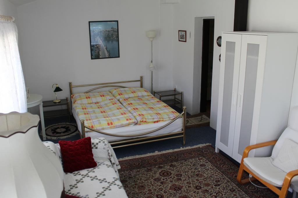 Pension Hanspaulka Прага Номер фото