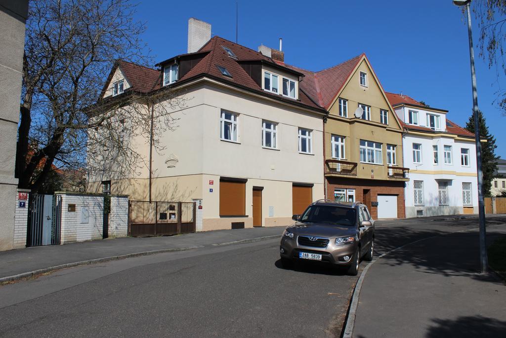 Pension Hanspaulka Прага Экстерьер фото